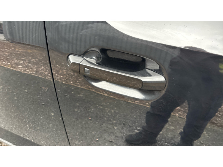 Hyundai INSTER 85kW 02 49kWh 5dr Auto Electric Hatchback